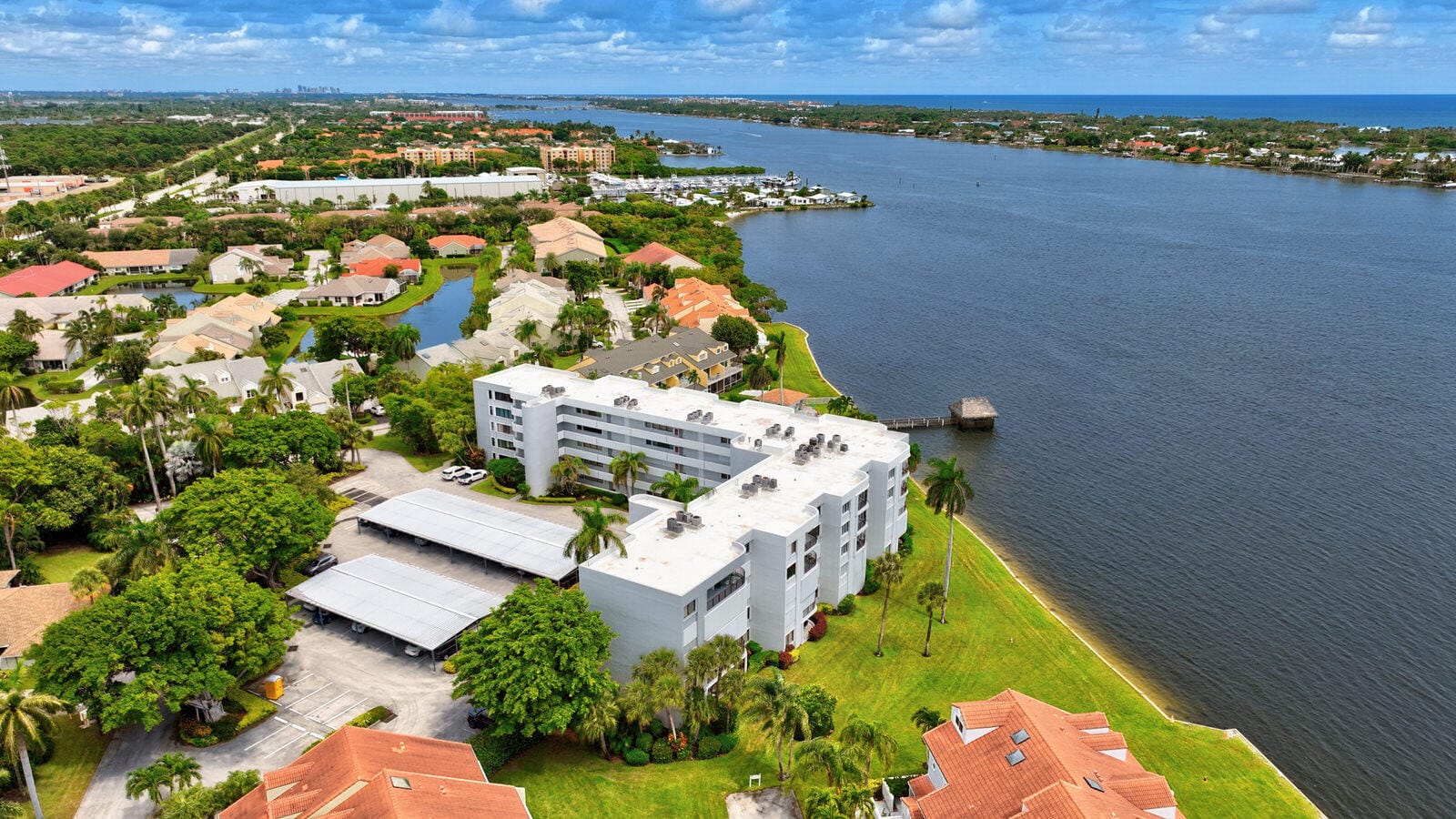 8200 LAKESHORE Drive 2010, Hypoluxo, FL 33462 photo 2