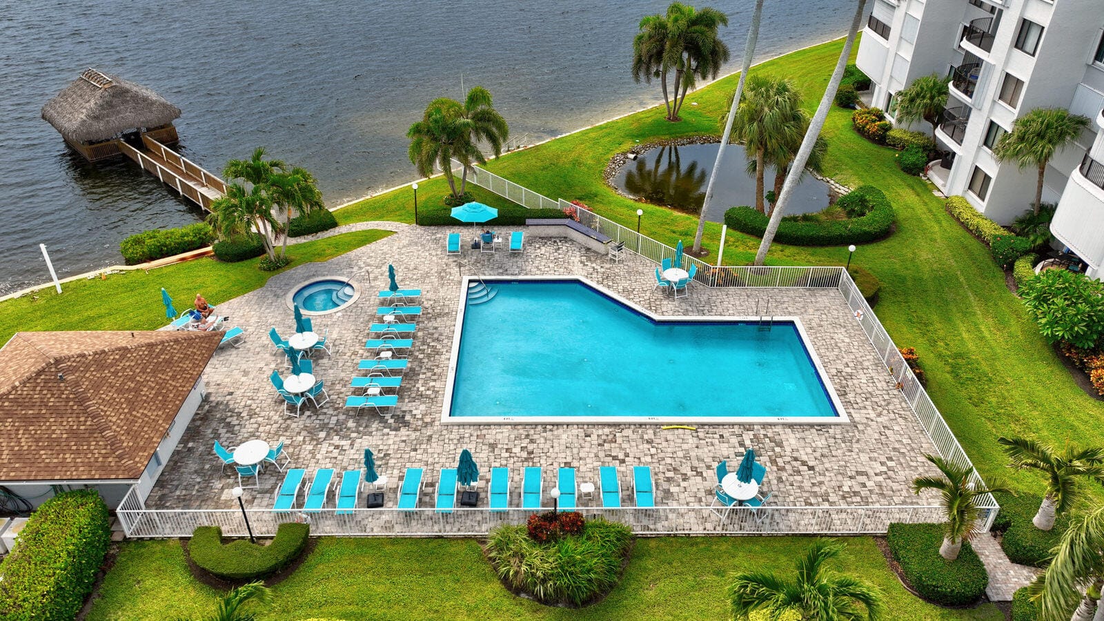 8200 LAKESHORE Drive 2010, Hypoluxo, FL 33462 photo 13