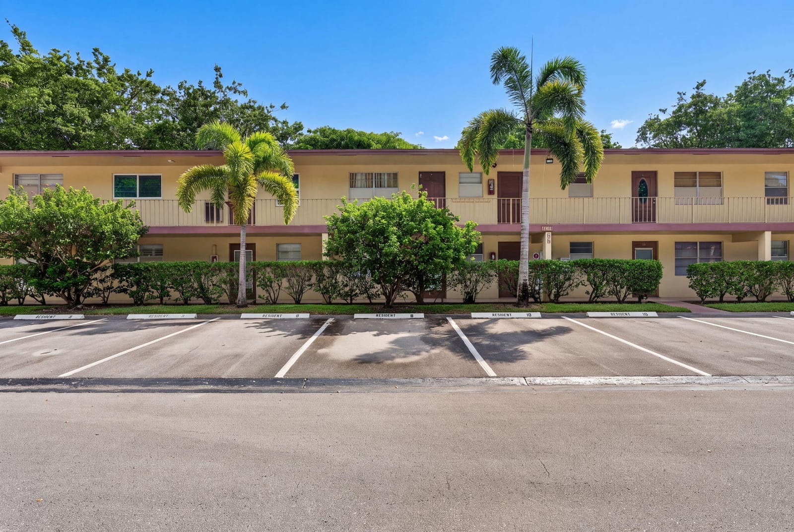 7490 NW 1st Street 104, Margate, FL 33063 photo 2