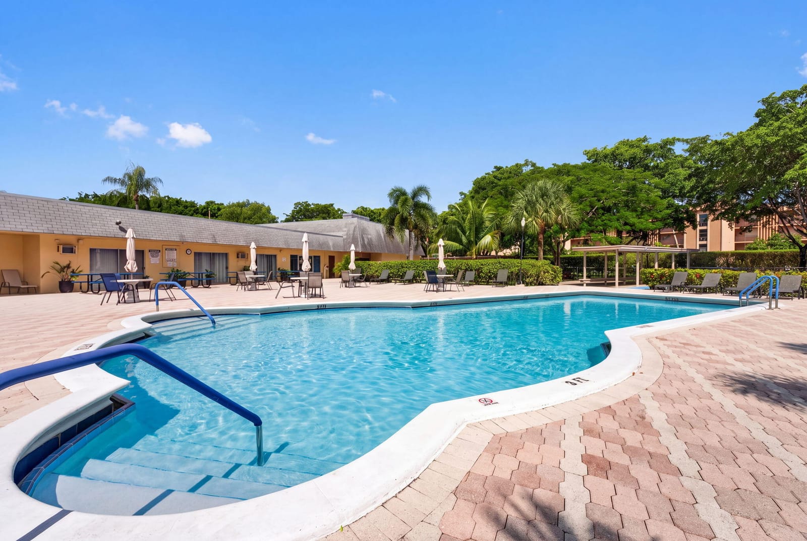 7490 NW 1st Street 104, Margate, FL 33063 photo 30