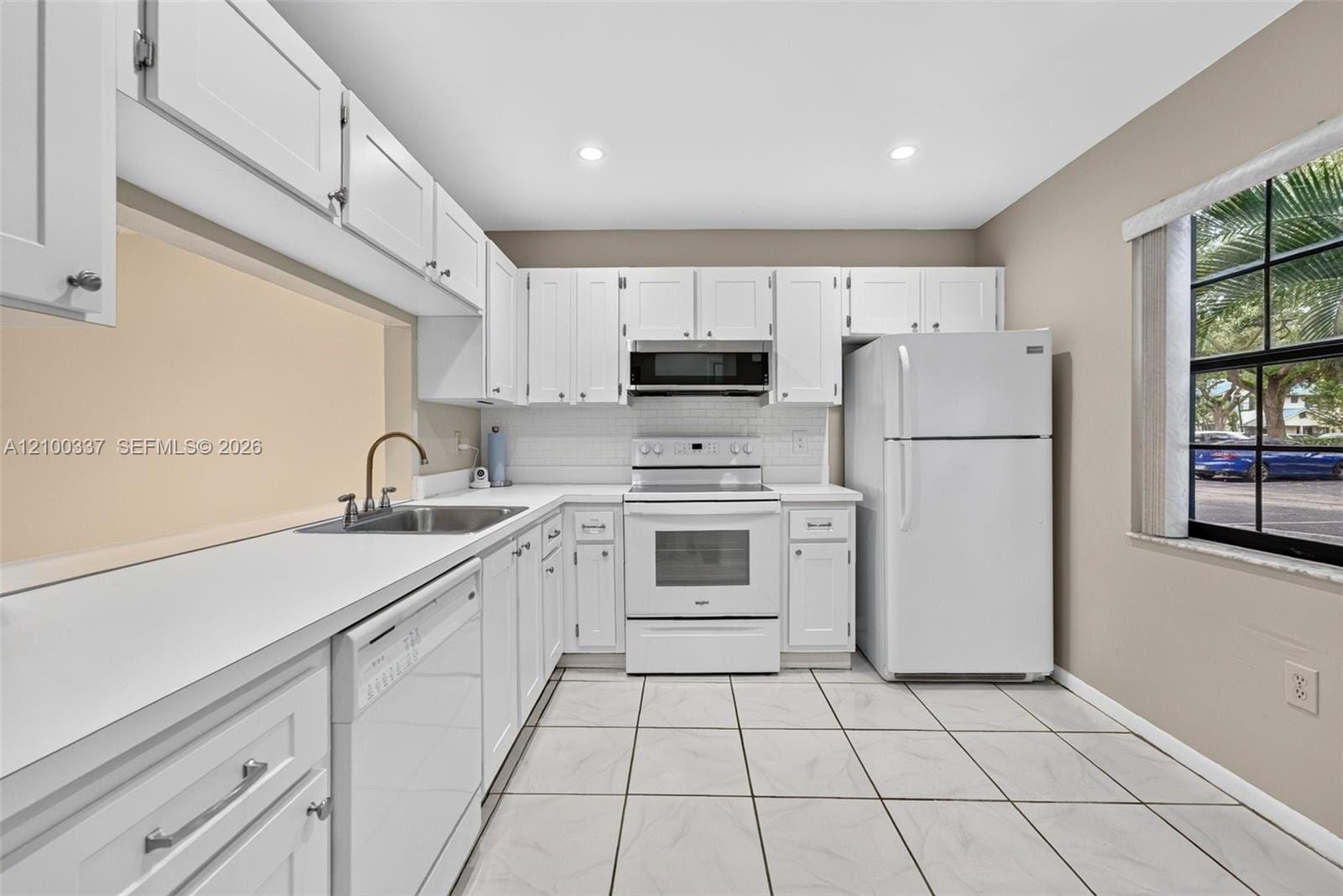 506 Westree Lane, Plantation, FL 33324 photo 4