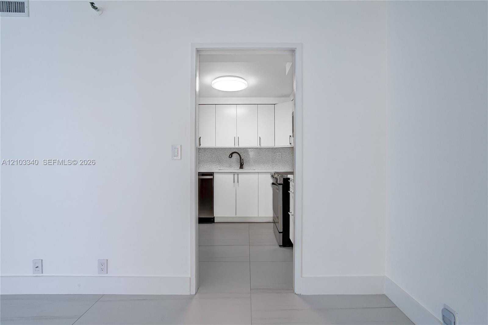 1541 Brickell Avenue C1008 — photo 9
