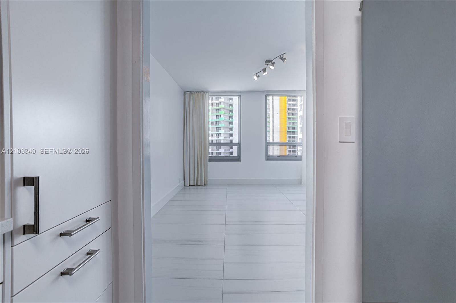 1541 Brickell Avenue C1008 — photo 10