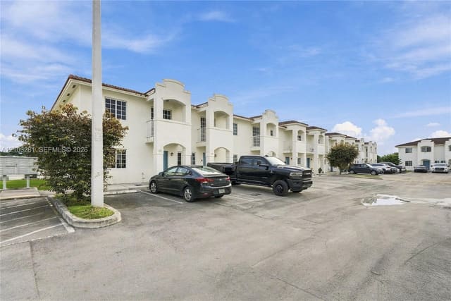 211 SW 6th Lane, Florida City, FL 33034