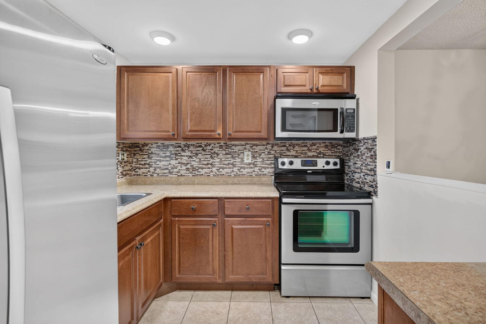 9360 Sunrise Lakes Boulevard Unit 108 — photo 4