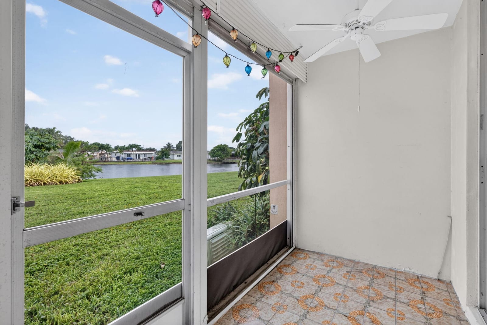9360 Sunrise Lakes Boulevard Unit 108 — photo 7