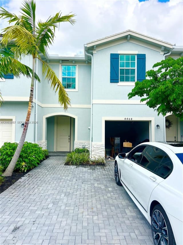 4408 Hammock Grove Drive, Lake Worth, FL 33467