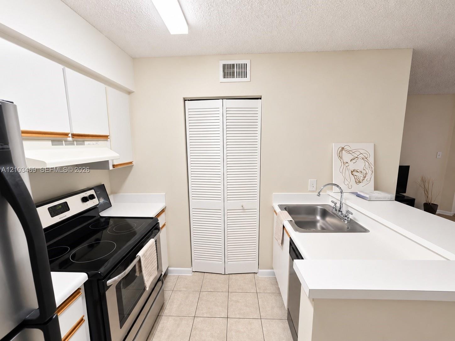 620 S Park Road 25-2, Hollywood, FL 33021 photo 4