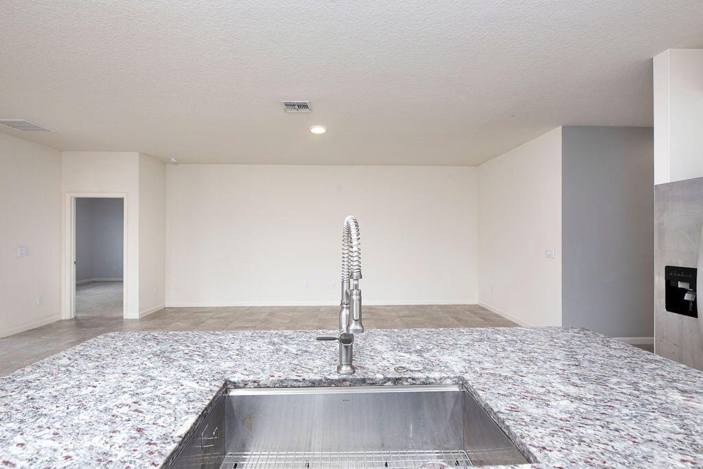 629 Old Country Rd SE, Palm Bay, FL 32909 photo 11