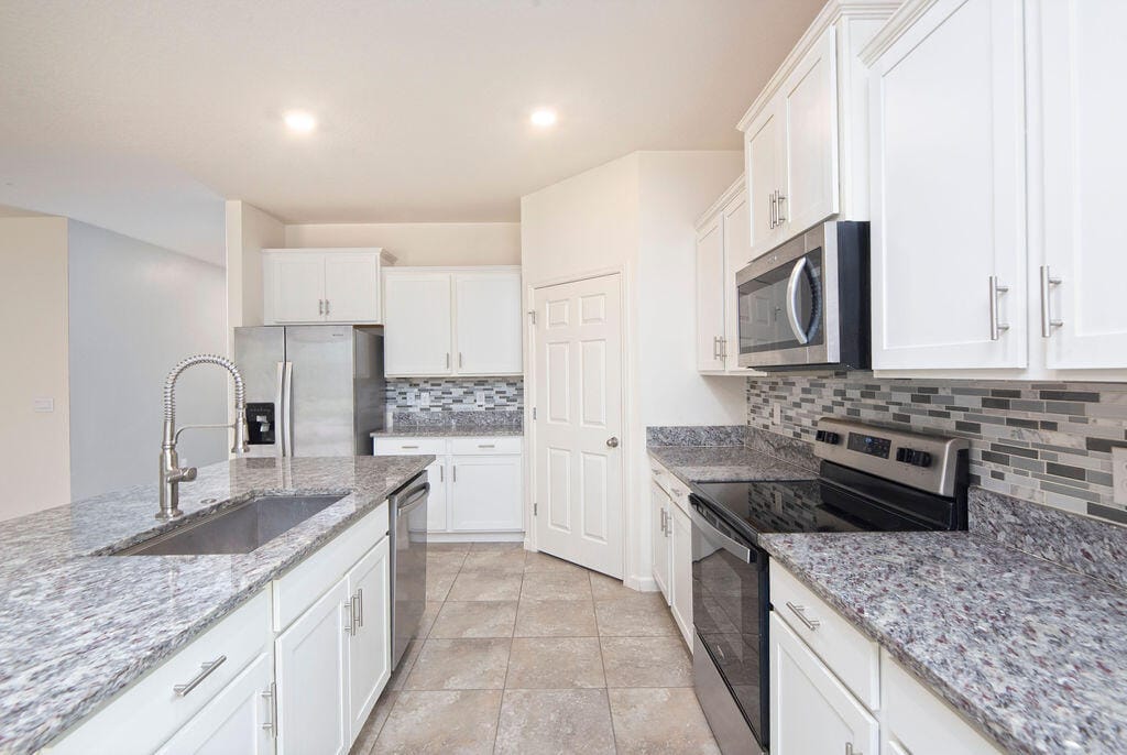 629 Old Country Rd SE, Palm Bay, FL 32909 photo 12