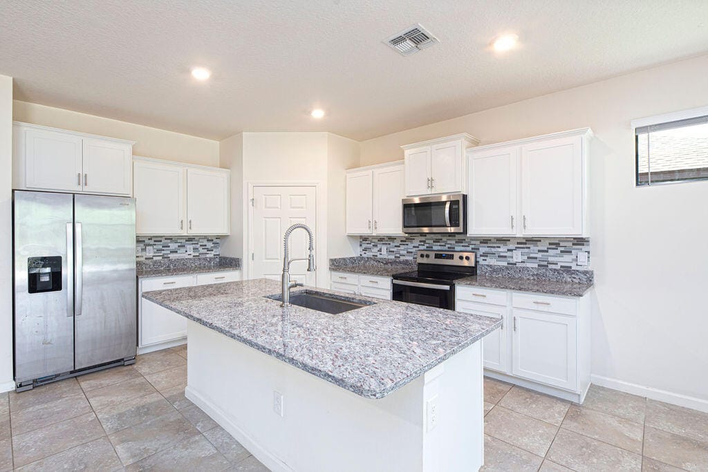 629 Old Country Rd SE, Palm Bay, FL 32909 photo 14