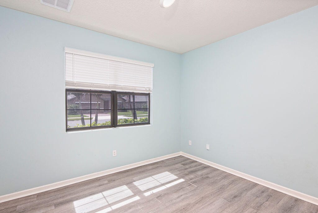 629 Old Country Rd SE, Palm Bay, FL 32909 photo 16