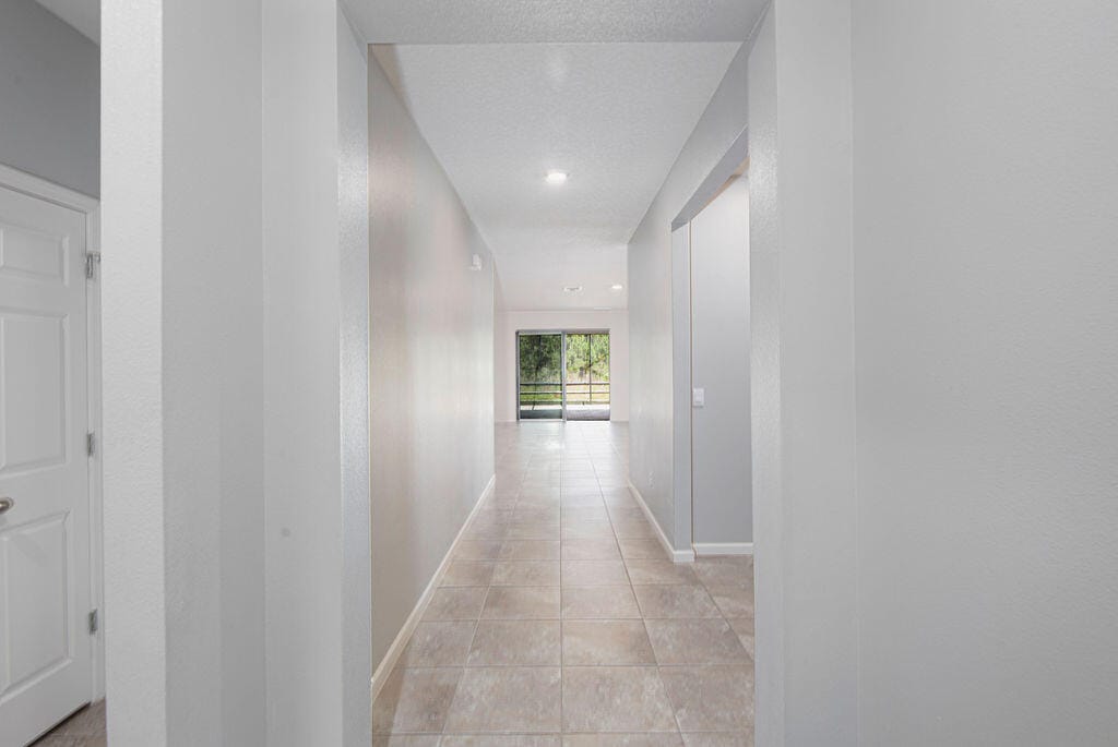 629 Old Country Rd SE, Palm Bay, FL 32909 photo 4