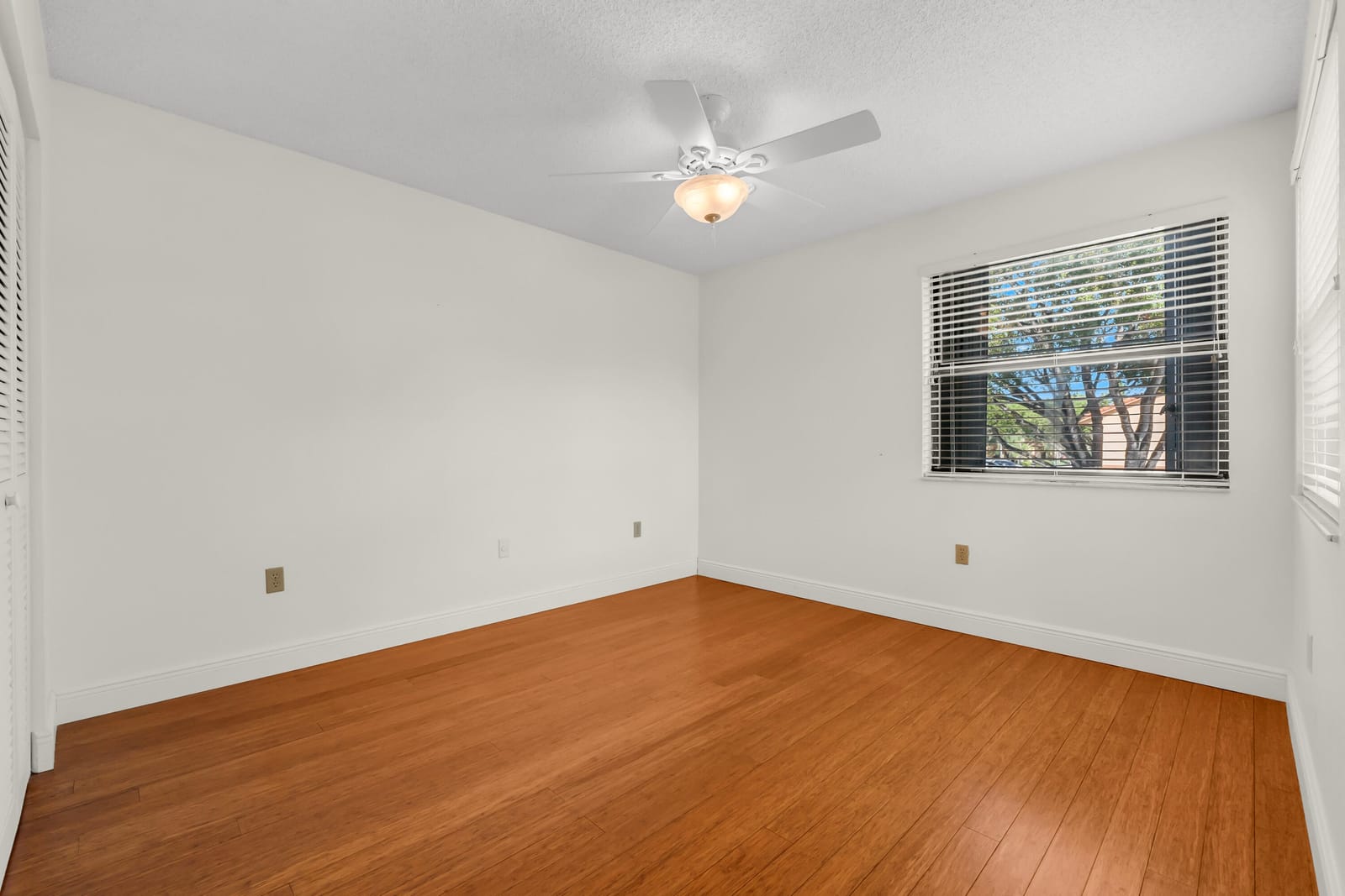 942 SW 113th Terrace, Pembroke Pines, FL 33025 photo 21