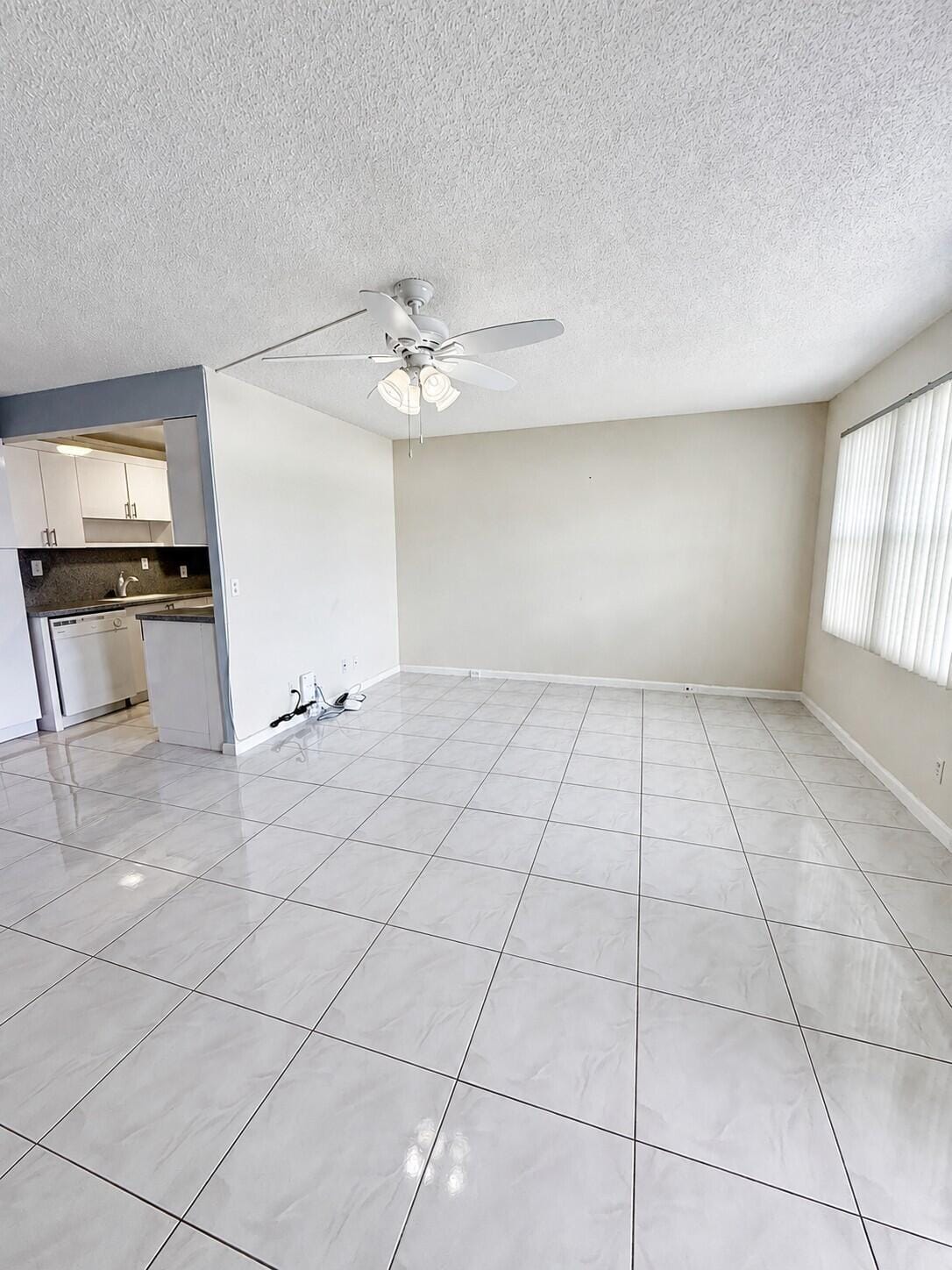 1089 WOLVERTON E 1089, Boca Raton, FL 33434 photo 4