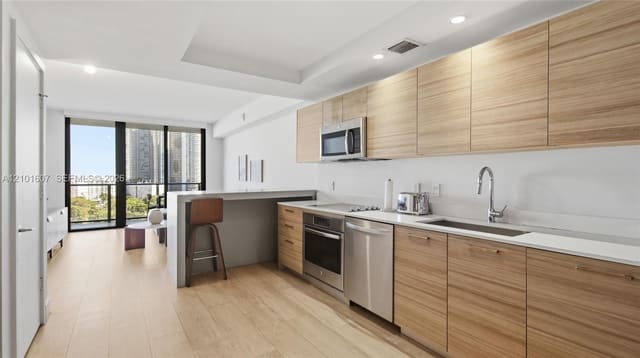 121 NE 34th Street 1106A, Miami, FL 33137