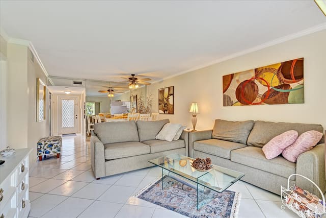 22 Abbey Lane 106, Delray Beach, FL 33446