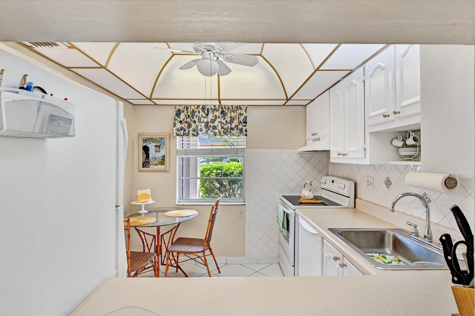 22 Abbey Lane 106 — photo 3