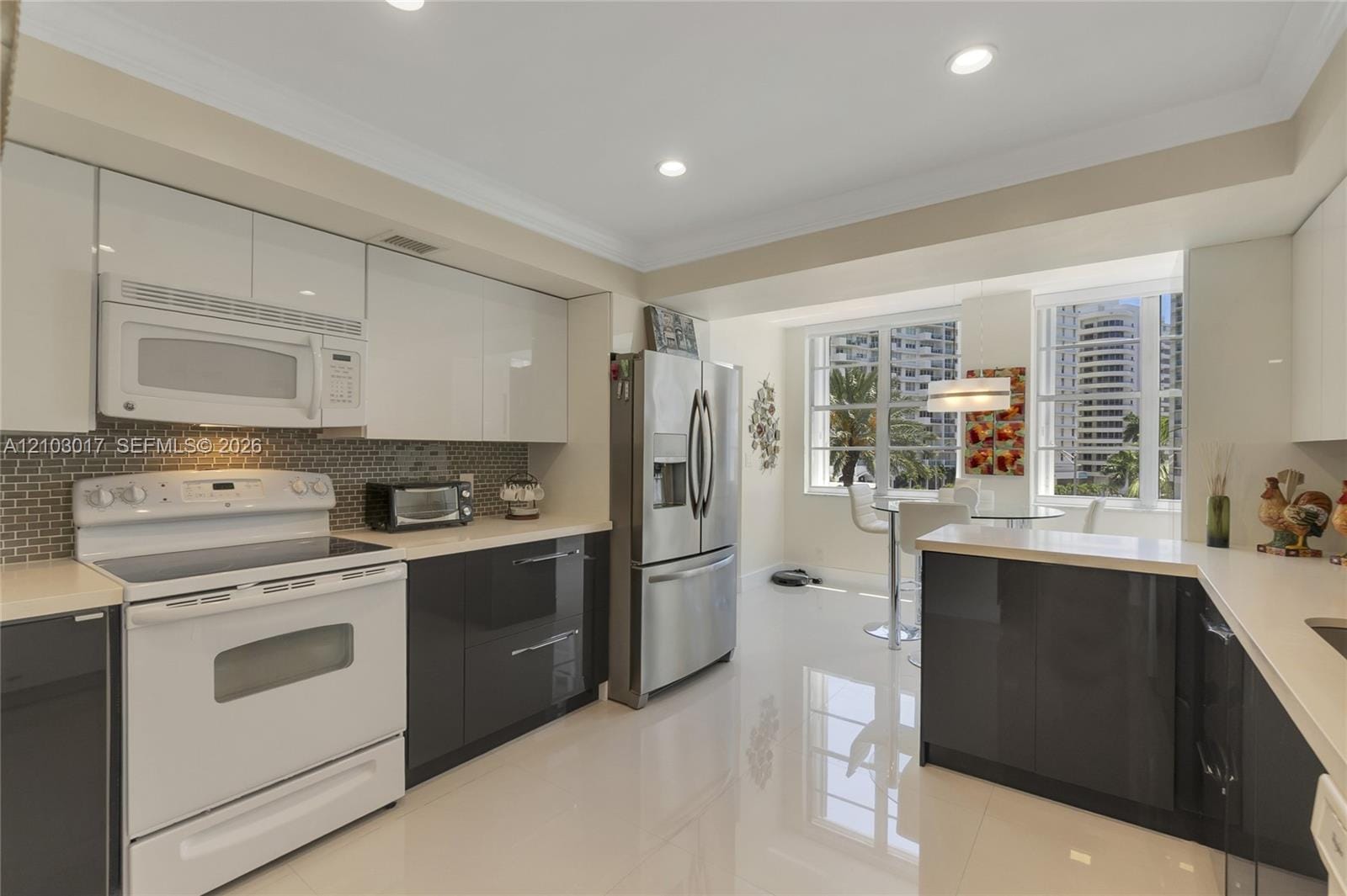 5660 Collins Avenue 4B, Miami Beach, FL 33140 photo 8