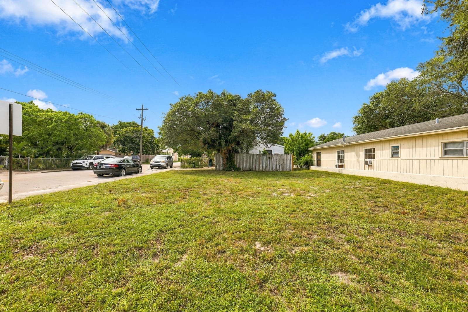 1208 3RD Avenue S, Lake Worth Beach, FL 33460 photo 3
