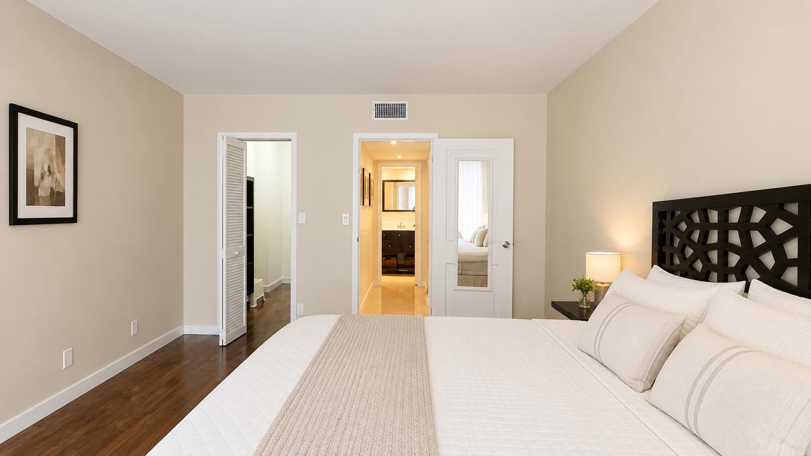 800 PARKVIEW Drive 317, Hallandale Beach, FL 33009 photo 17