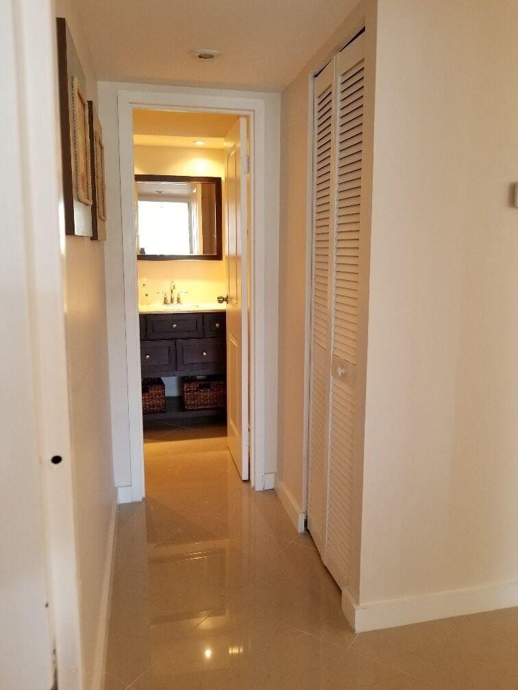 800 PARKVIEW Drive 317, Hallandale Beach, FL 33009 photo 19