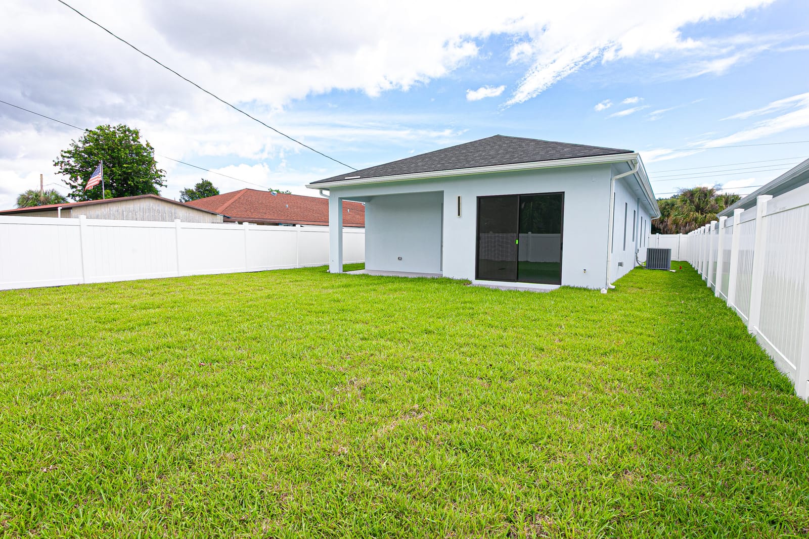 2375 FAITH Avenue — photo 4