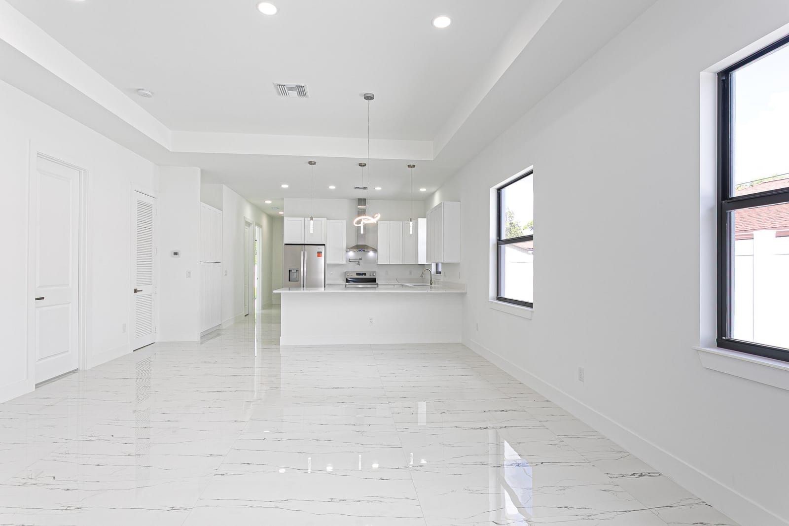 2375 FAITH Avenue — photo 9