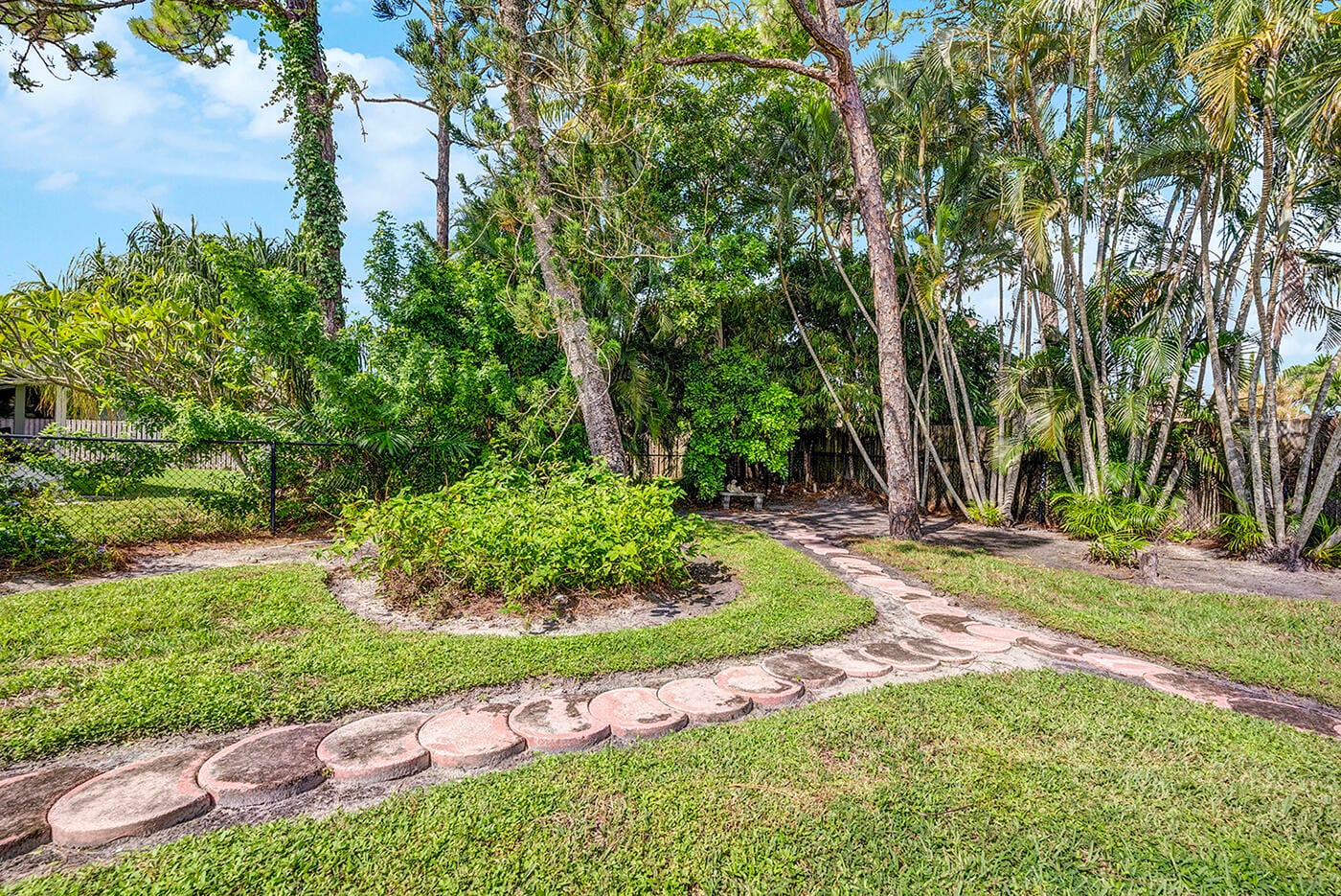 8026 Marshwood Lane, Lake Worth, FL 33467 photo 26