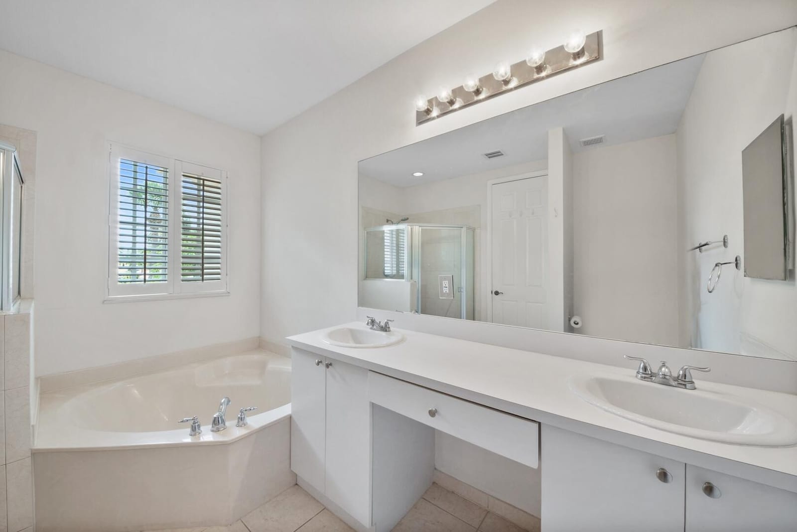 7399 BRIELLA Drive, Boynton Beach, FL 33437 photo 17