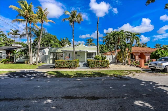 3085 NW 3rd Street, Miami, FL 33125