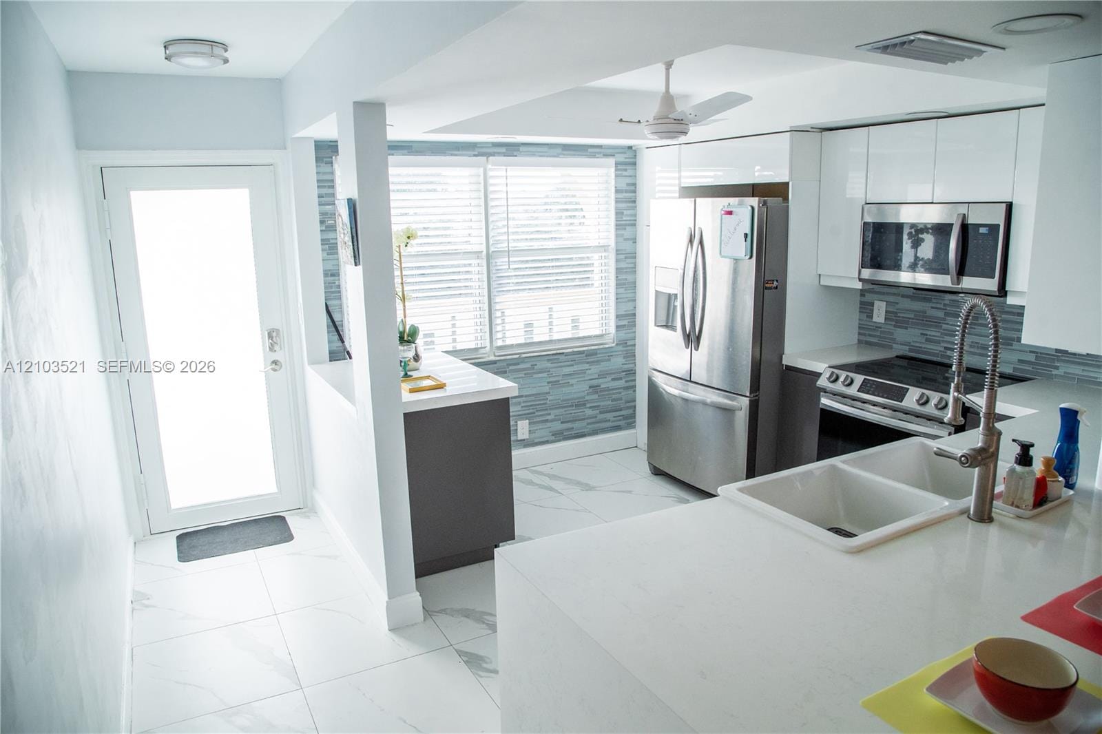 2304 Lucaya Lane J4 — photo 2