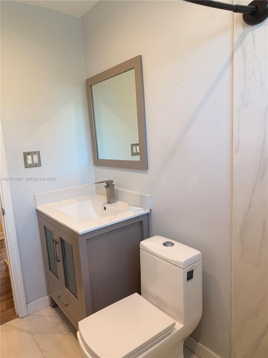 2319 Taft Street — photo 8