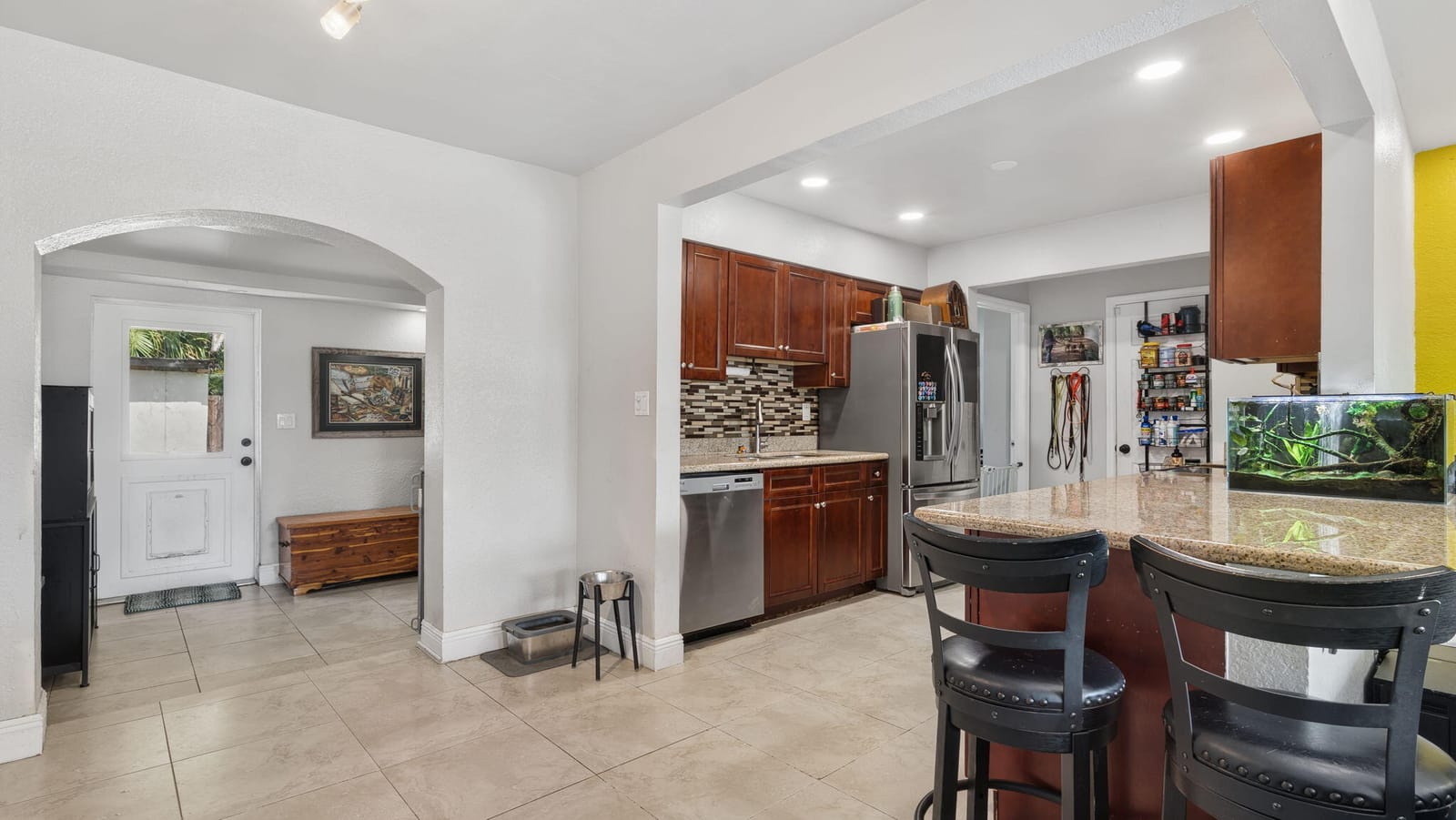 6311 LIBERTY Street — photo 3