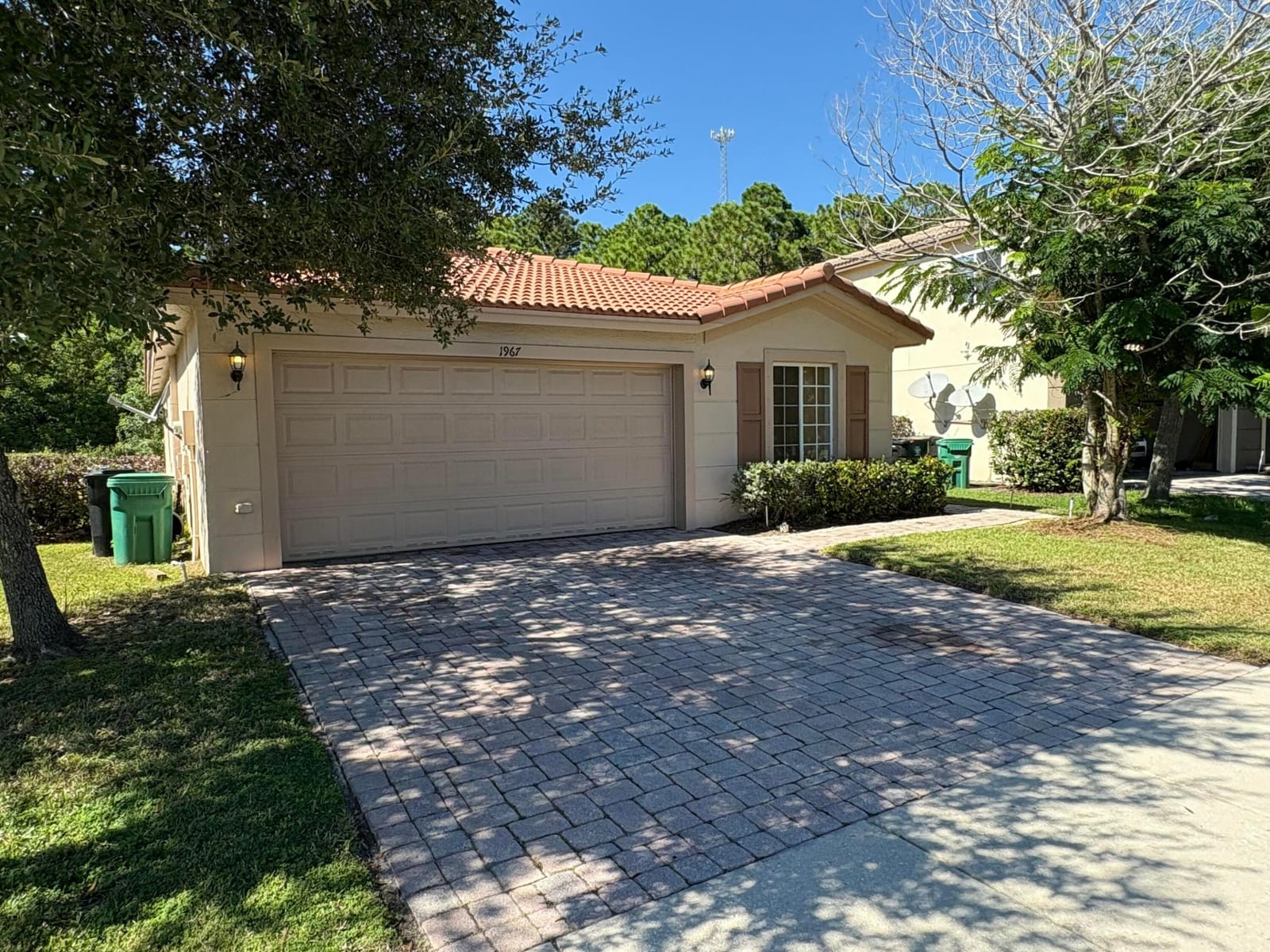4 bedroom home for sale at 1967 Newport Isles, Port St Lucie, FL 34953 — $2,000