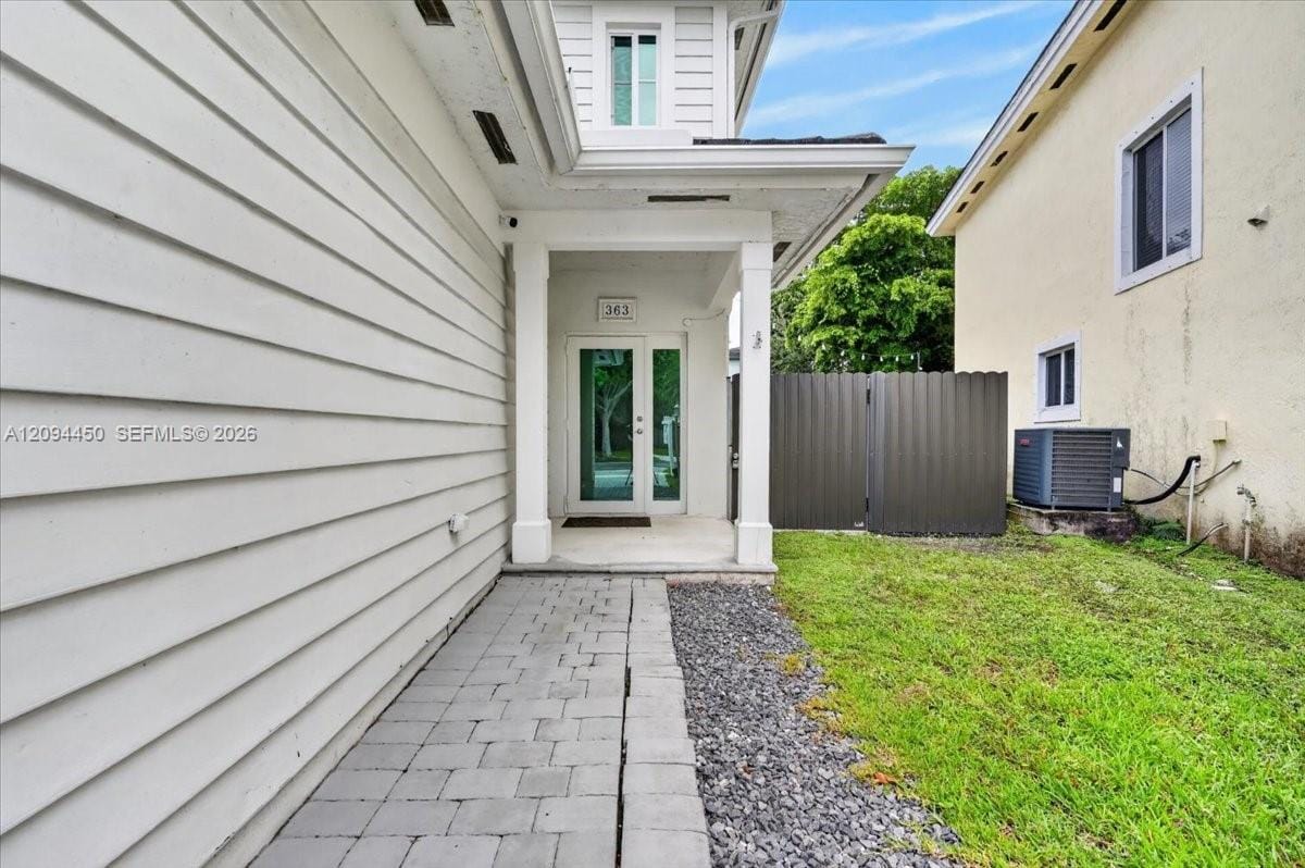 363 NE 35th Terrace, Homestead, FL 33033 photo 4