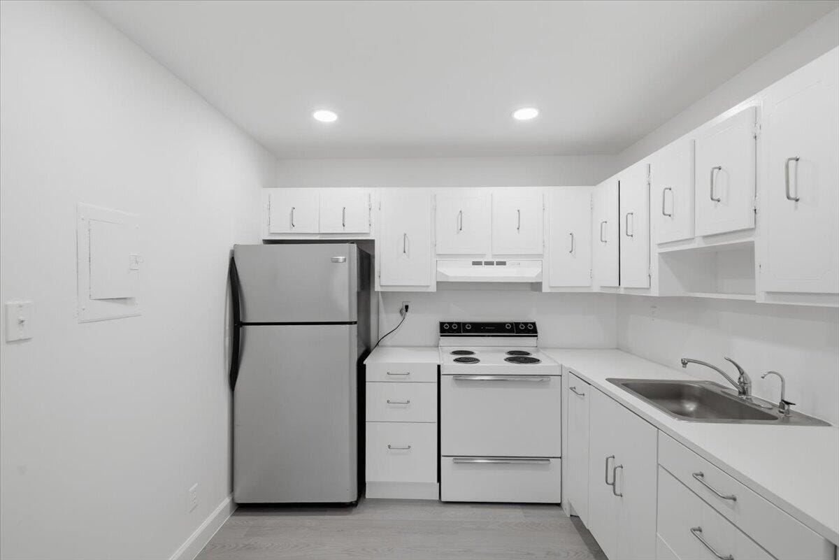 527 Normandy K, Delray Beach, FL 33484 photo 14