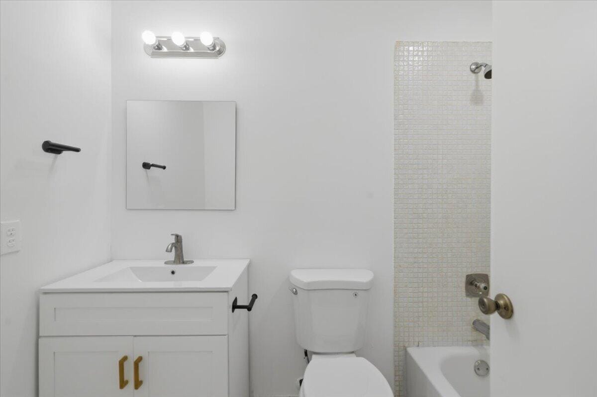 527 Normandy K, Delray Beach, FL 33484 photo 20