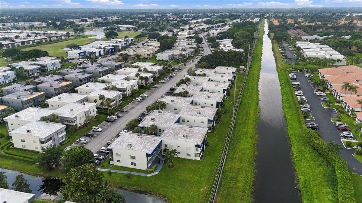 527 Normandy K, Delray Beach, FL 33484 photo 25