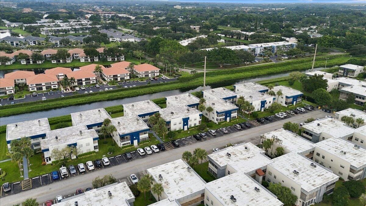 527 Normandy K, Delray Beach, FL 33484 photo 29