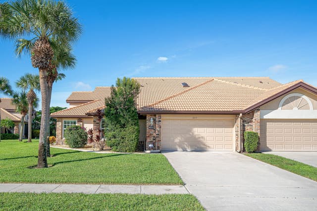 8213 CASSIA Drive, Boynton Beach, FL 33472