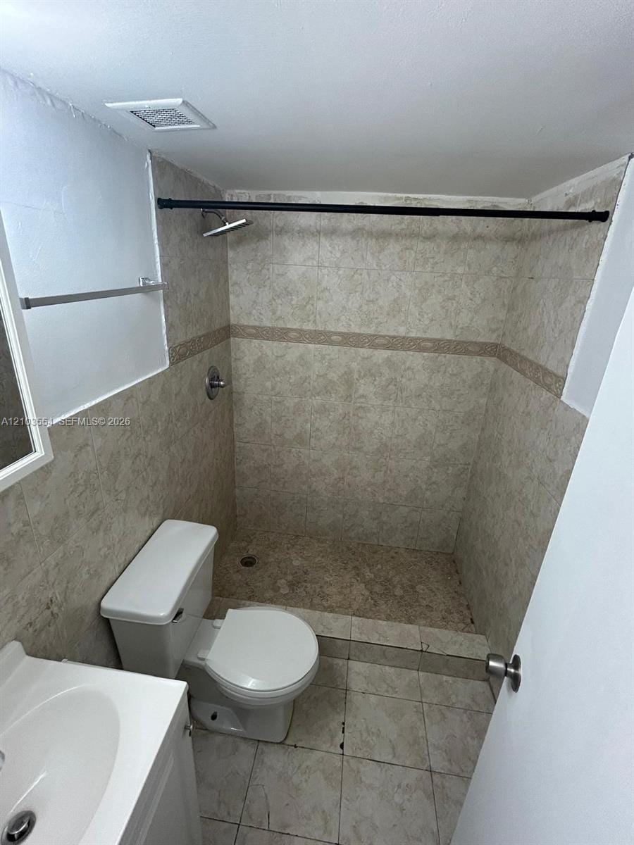 7545 E Treasure Drive 1A, North Bay Village, FL 33141 photo 9