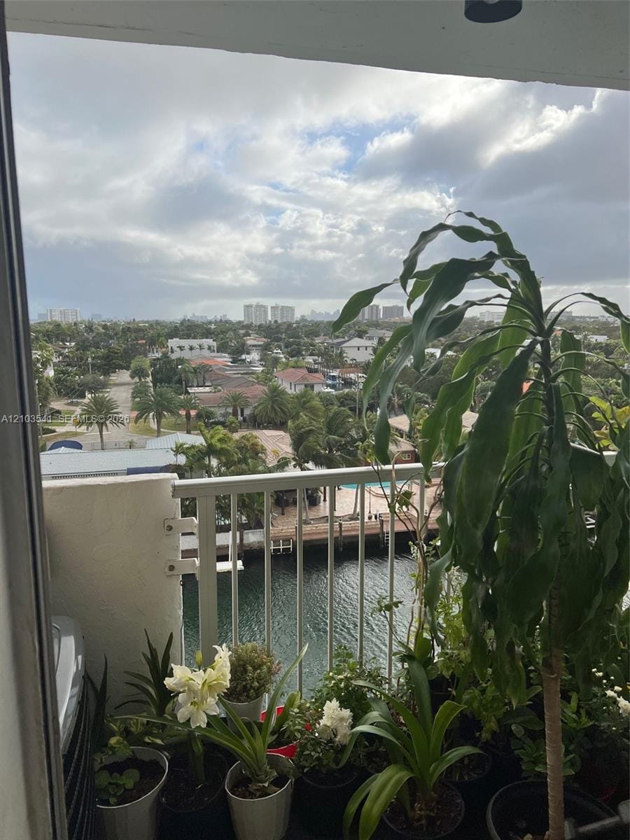 2000 NE 135th Street 707, North Miami, FL 33181 photo 17