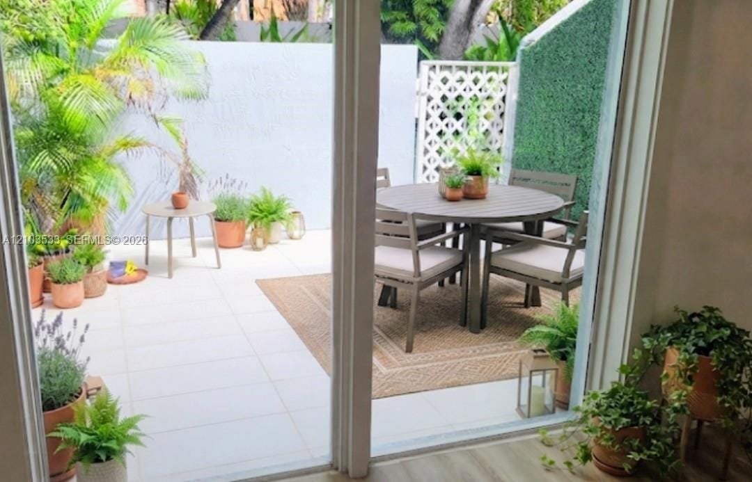 1 bedroom home for sale at 798 Crandon, Key Biscayne, FL 33149 — $4,000
