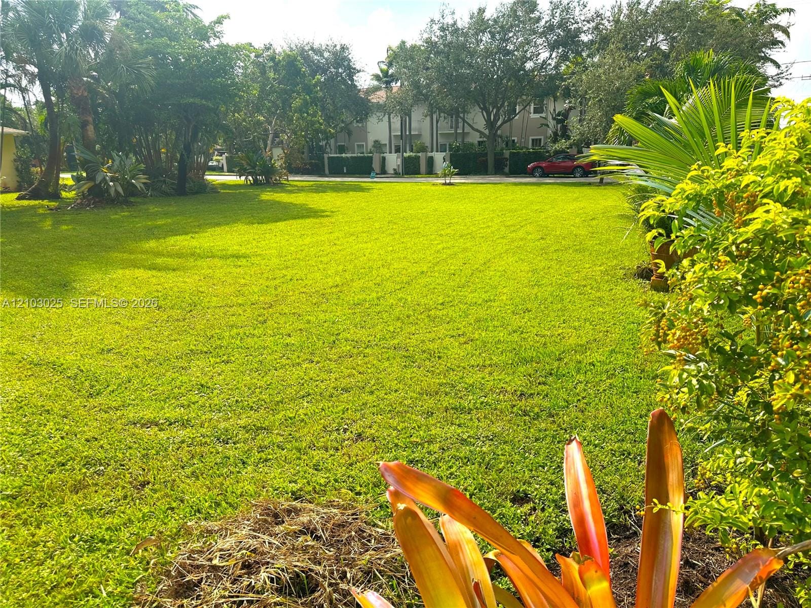 13 NE Ave 34th Court, Oakland Park, FL 33334
