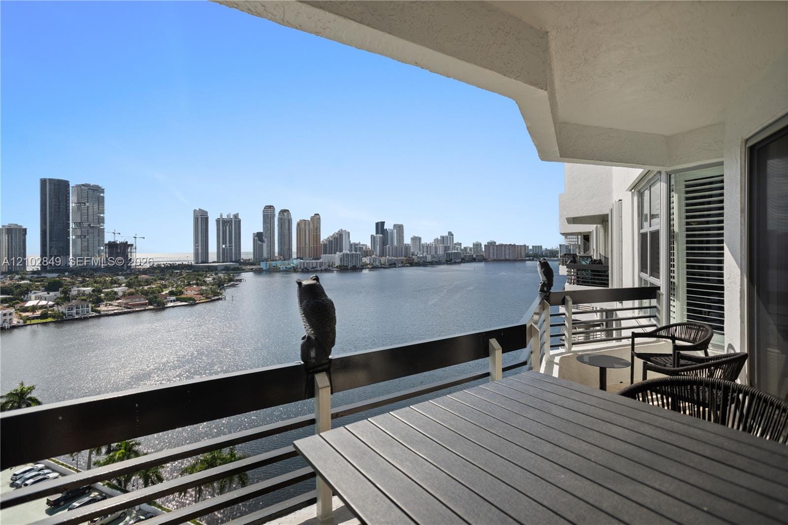 3600 Mystic Pointe Drive PH-16, Aventura, FL 33180 photo 17