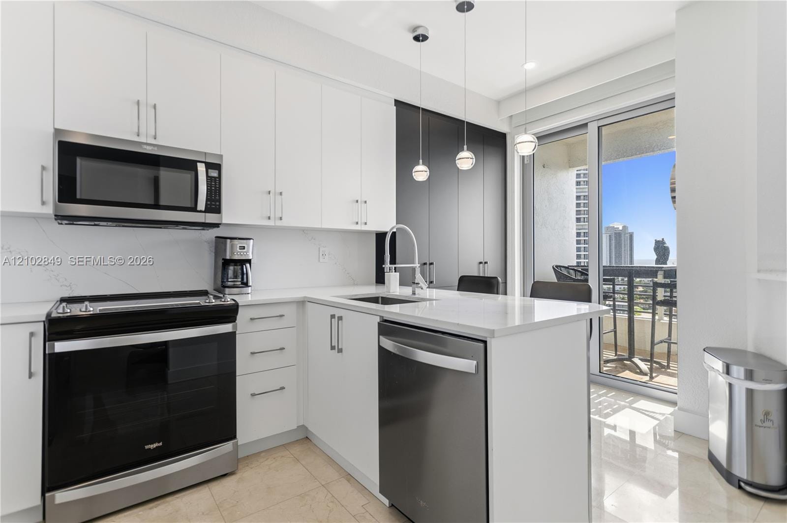 3600 Mystic Pointe Drive PH-16 — photo 5