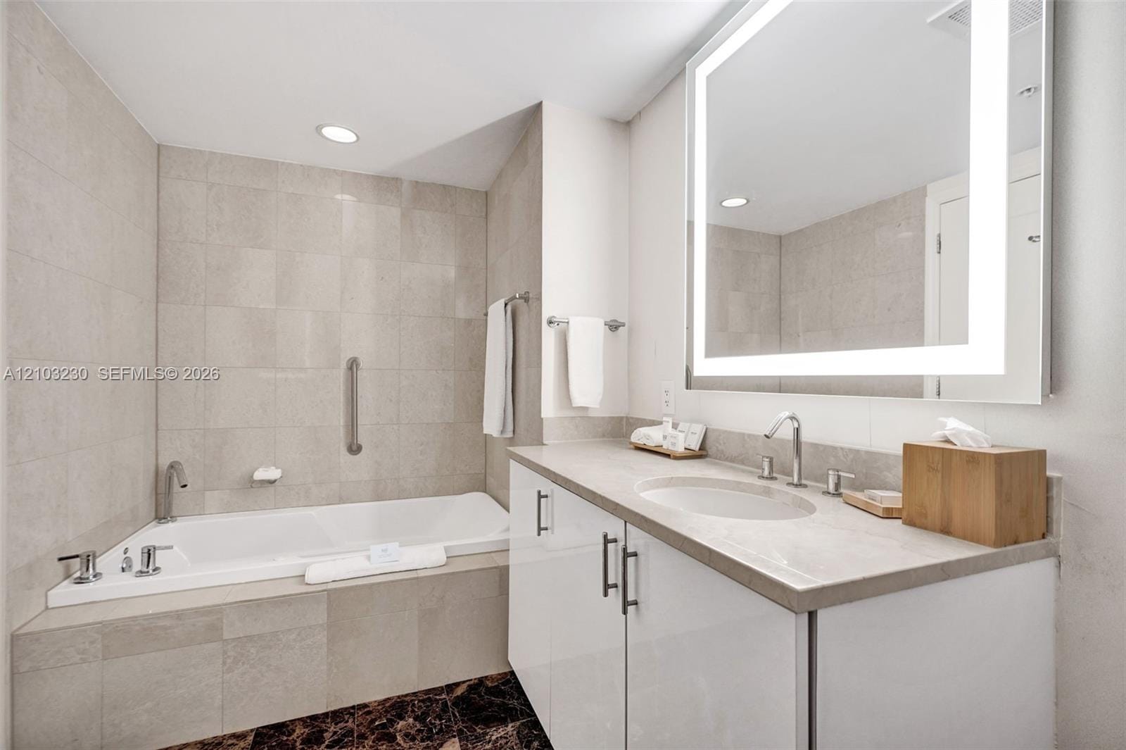 505 N Fort Lauderdale Beach Boulevard 2408 — photo 6