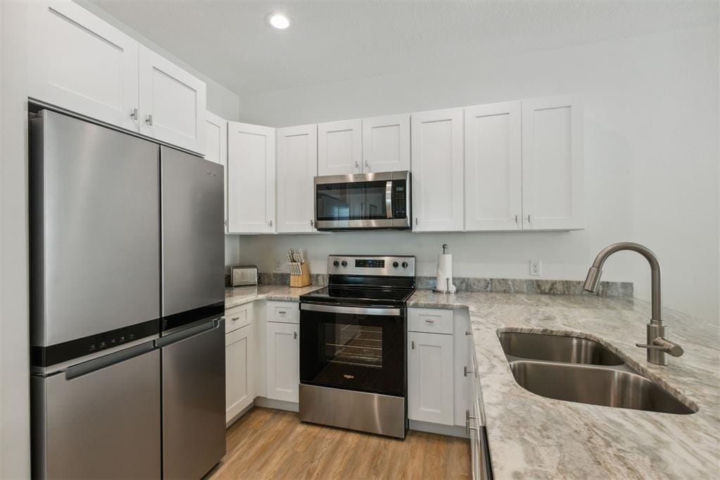 913 S 7TH Street, Fernandina Beach, FL 32034 photo 9