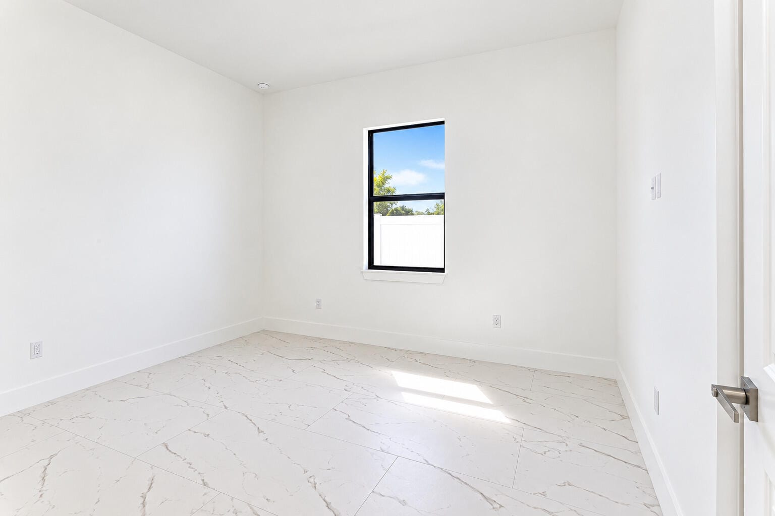 2367 E FAITH Avenue, Schall Circle, FL 33417 photo 20